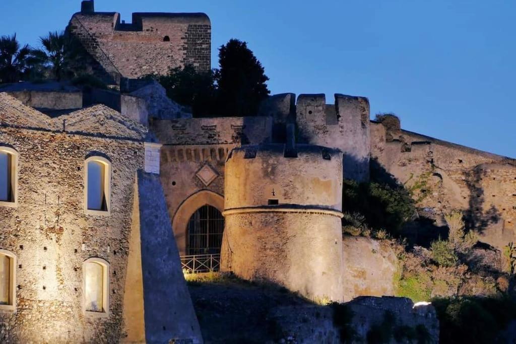 Casa Vacanze Il Nido - 4 Stelle Милаццо Экстерьер фото