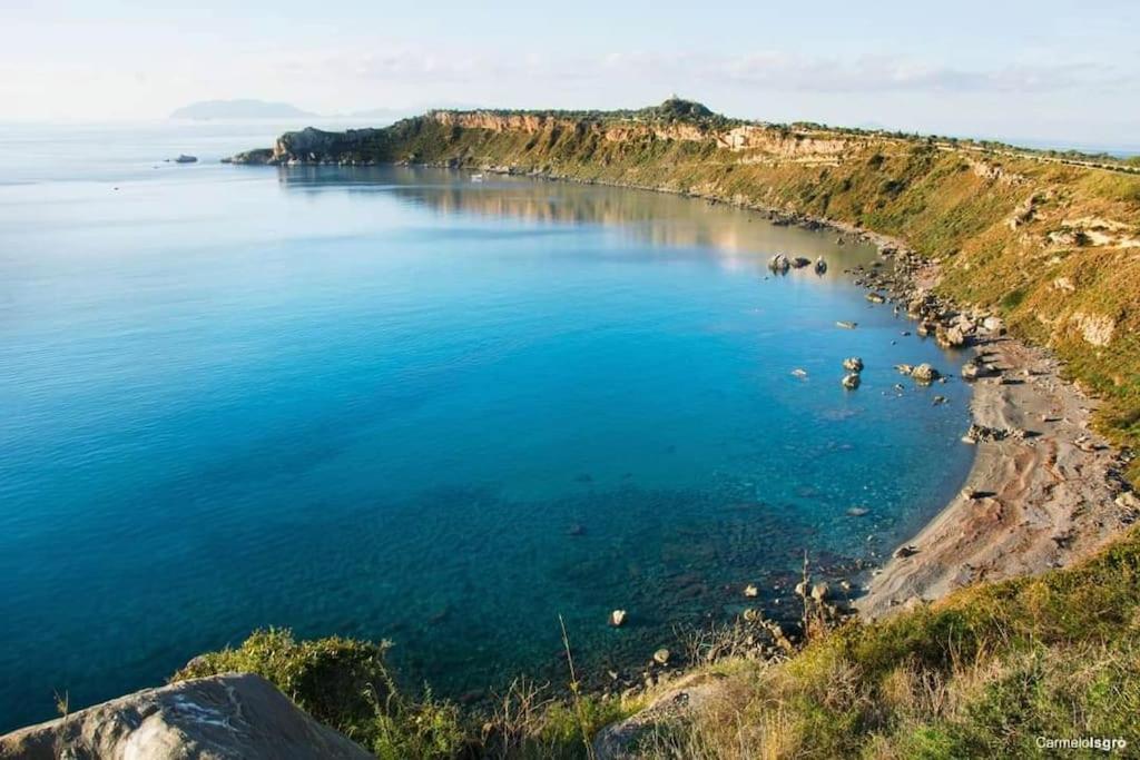 Casa Vacanze Il Nido - 4 Stelle Милаццо Экстерьер фото